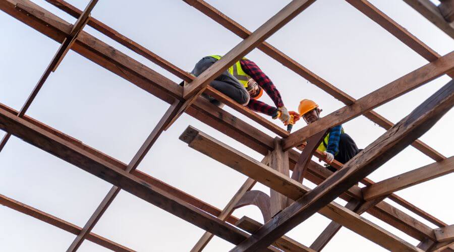 Professional residential roofers in Milton, WI